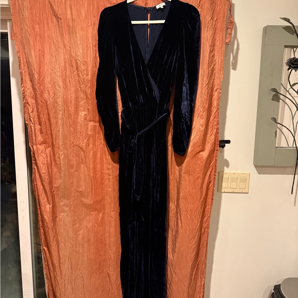Elegant Long Sleeve Velvet Jumpsuit